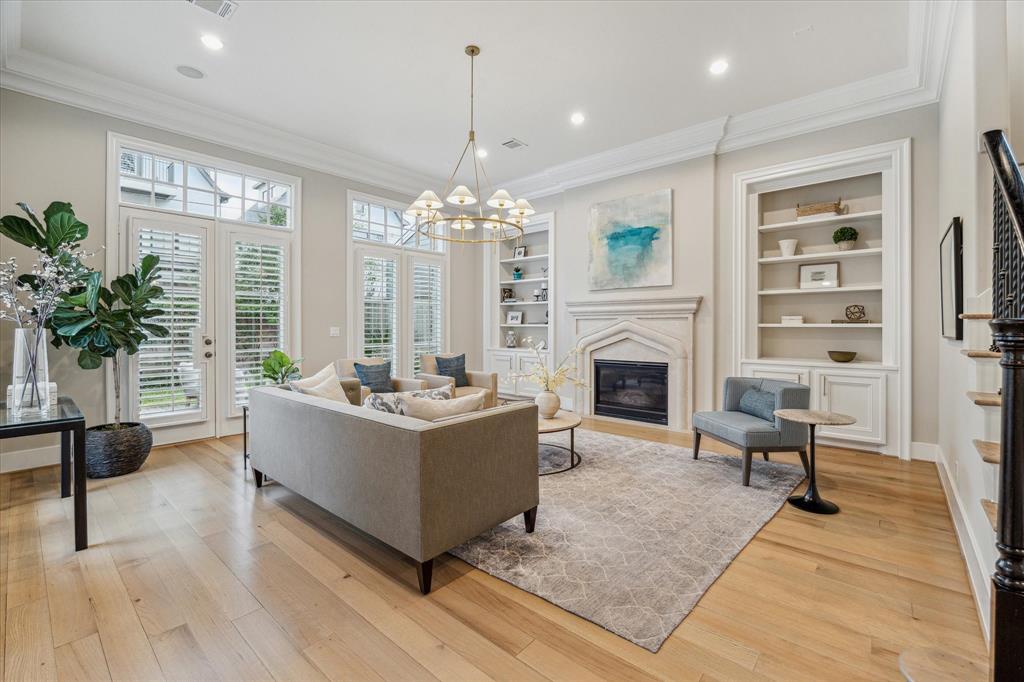 2223 North Boulevard