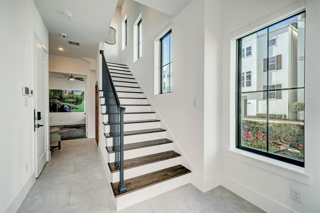 121 Arnold Street