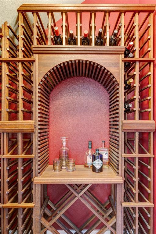 642 E 6th 1/2 Street