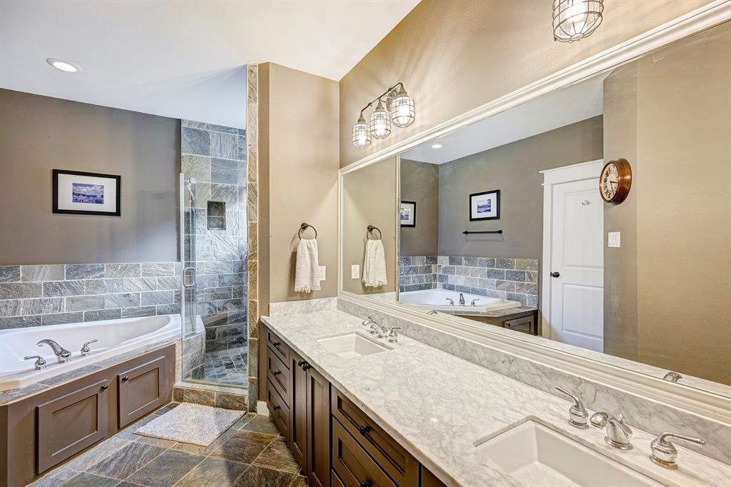 642 E 6th 1/2 Street