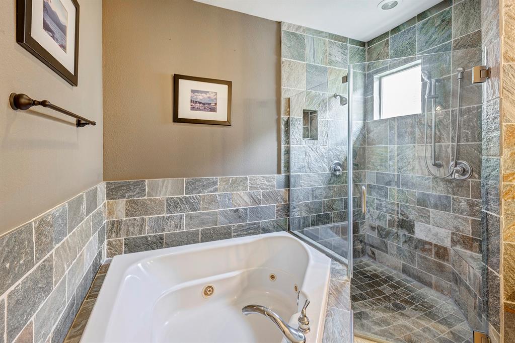 642 E 6th 1/2 Street