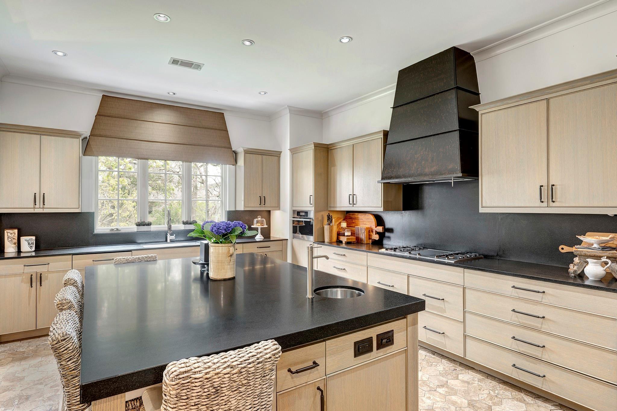 1239 Rue De La Paix Way # B2