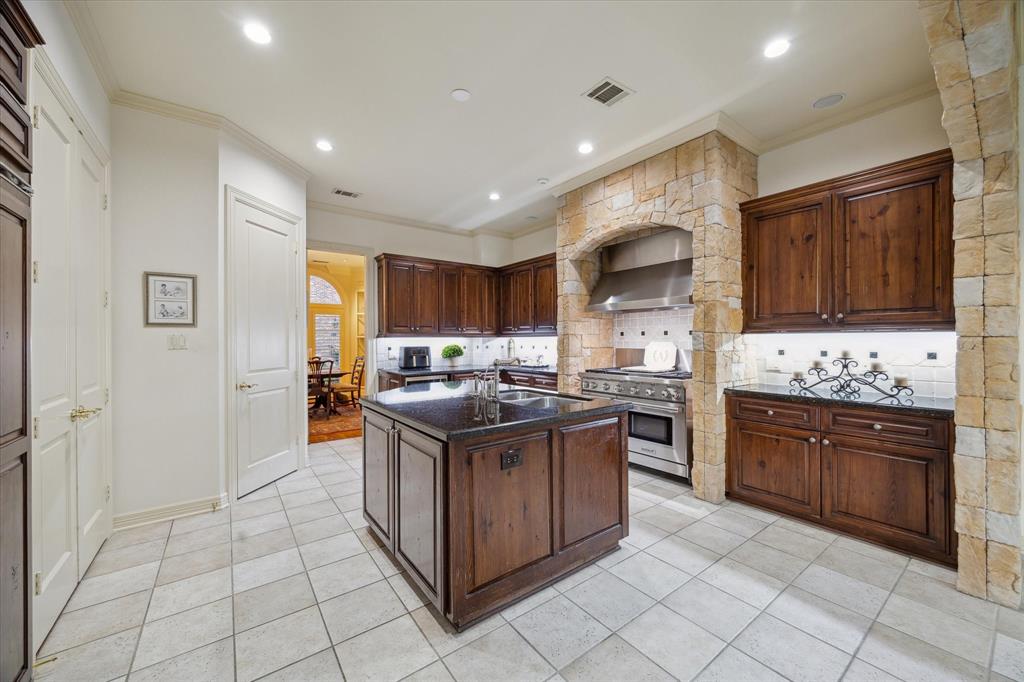 314 Park Laureate Drive