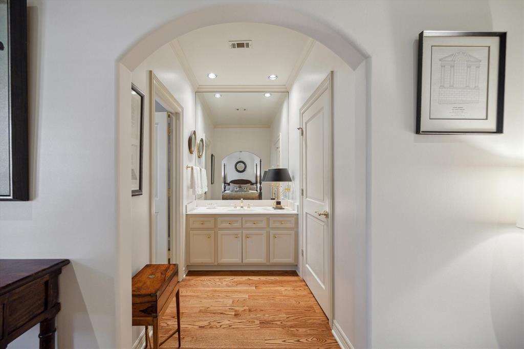 314 Park Laureate Drive