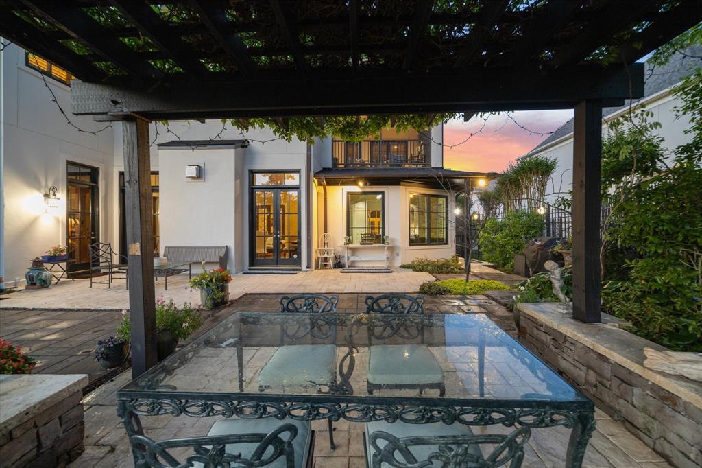 314 Park Laureate Drive