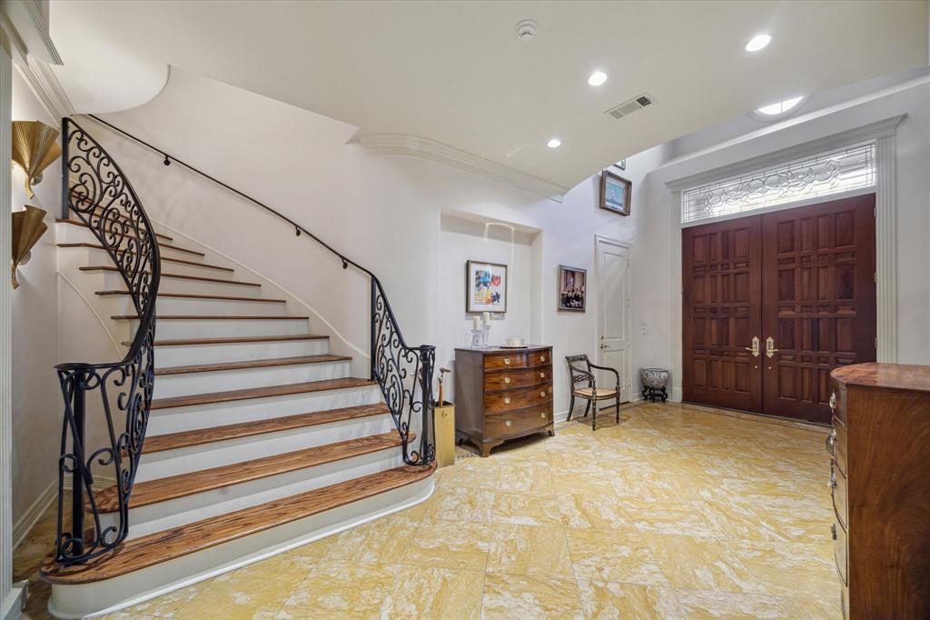 314 Park Laureate Drive