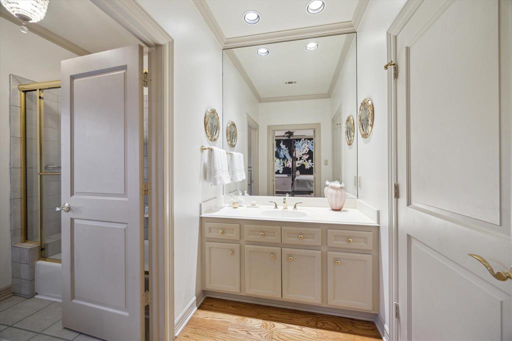 314 Park Laureate Drive