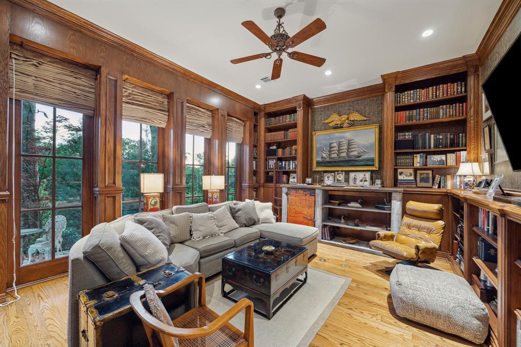 314 Park Laureate Drive