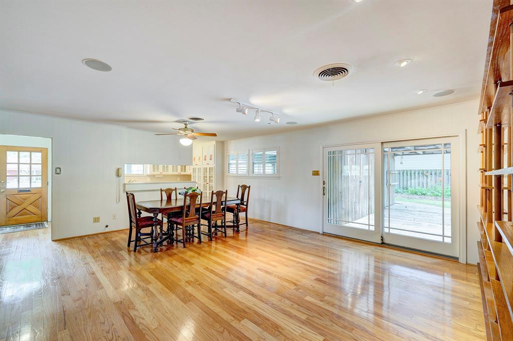 9787 Westview Drive