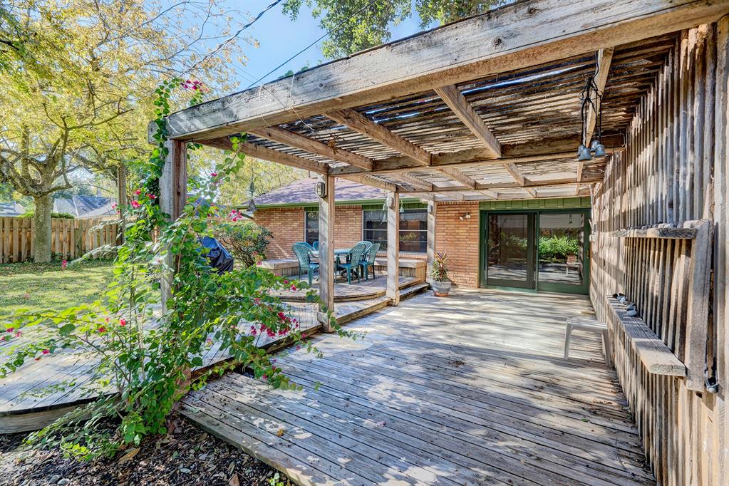 9787 Westview Drive