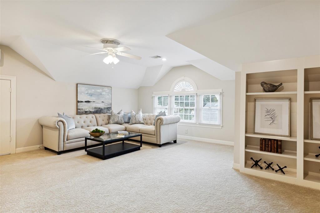 3315 Robinhood Street