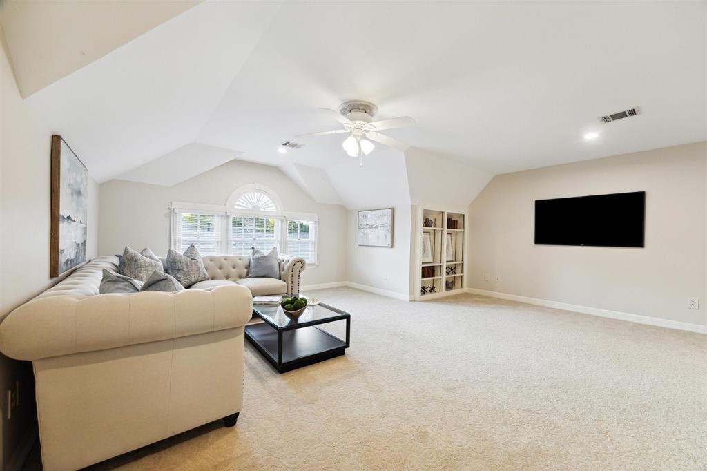 3315 Robinhood Street