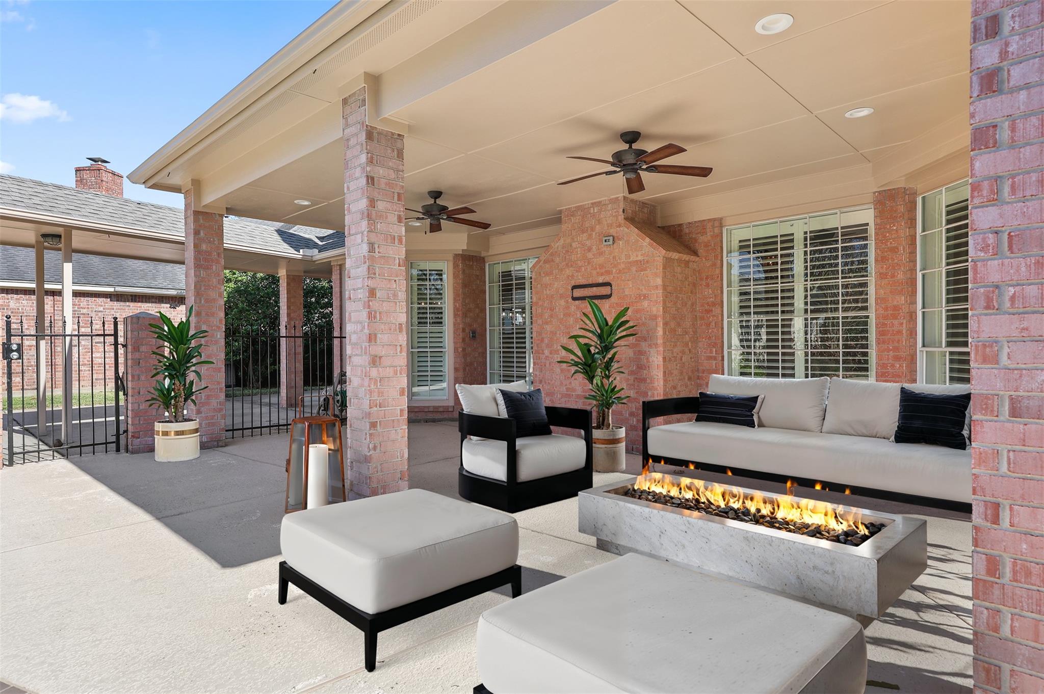 4215 Olive Oak Court