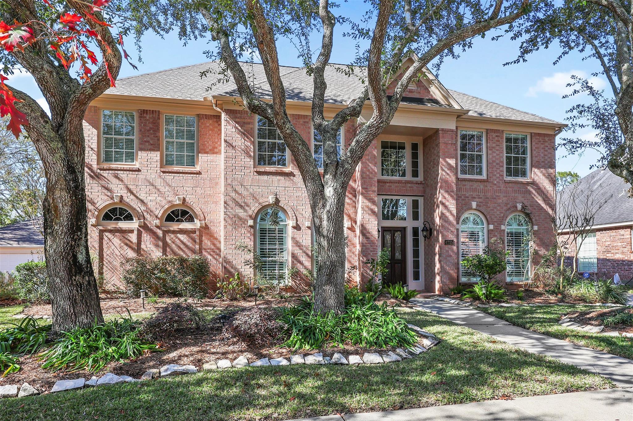 4215 Olive Oak Court