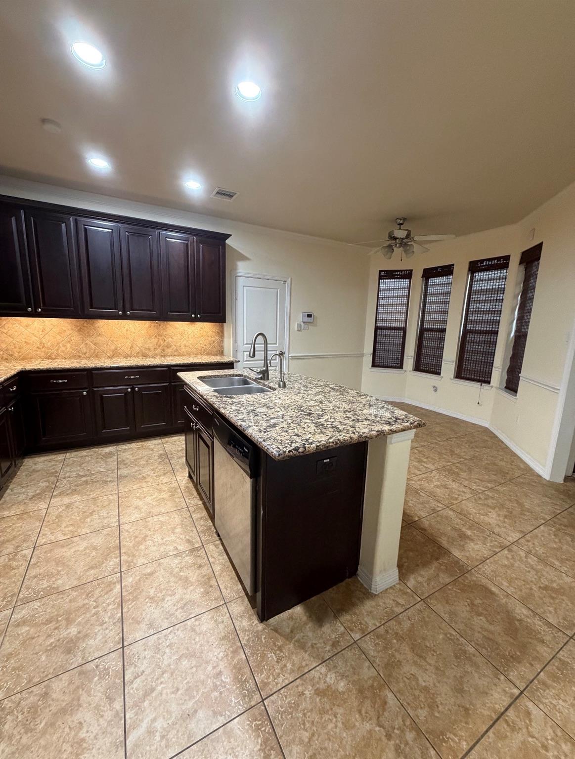 1048 W 26th Street