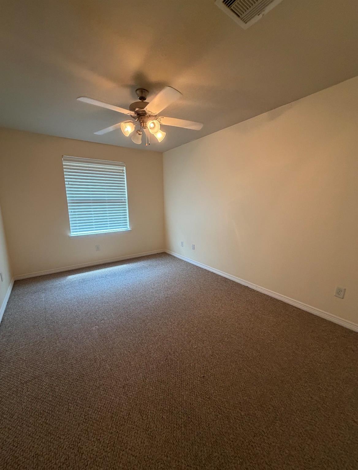 1048 W 26th Street