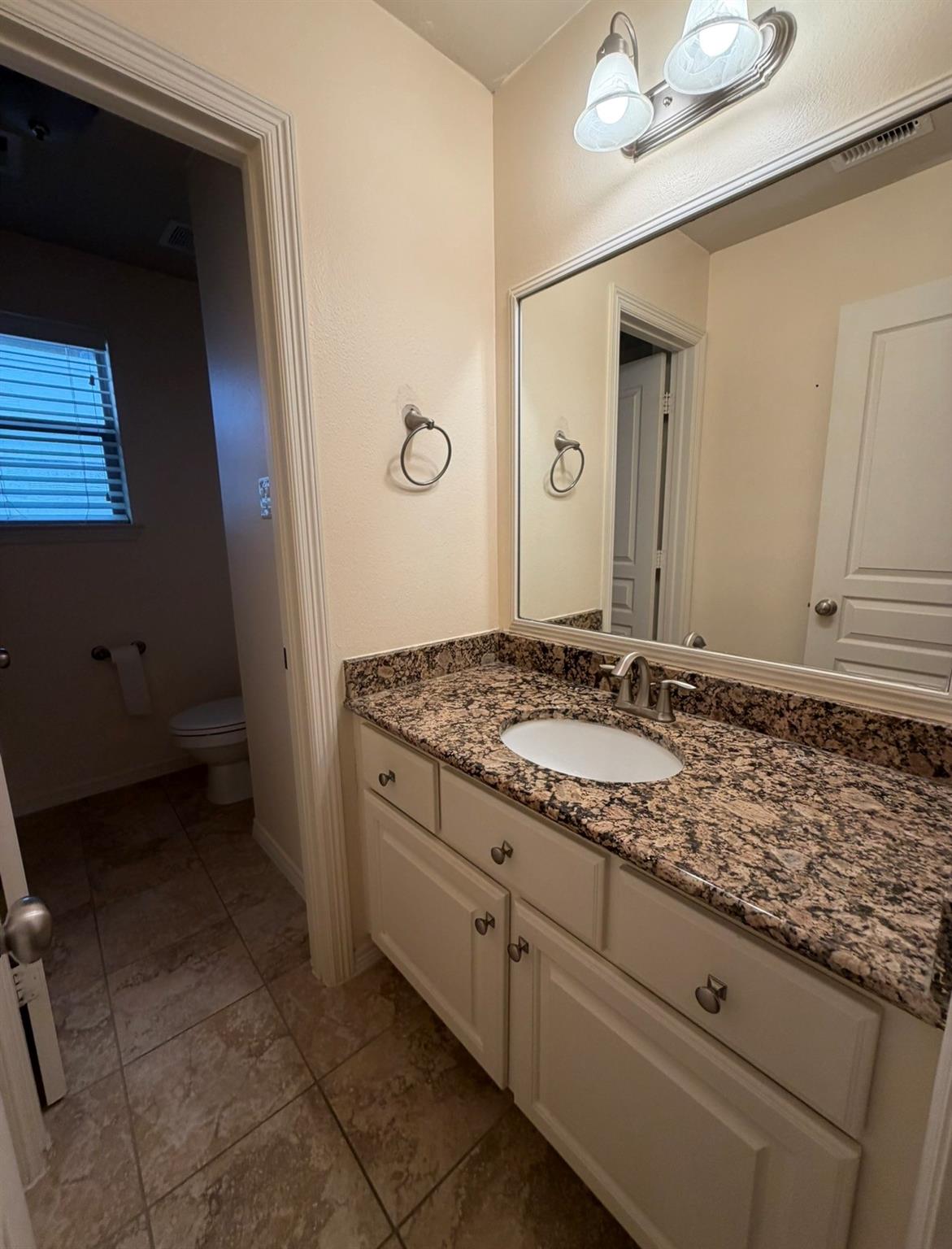 1048 W 26th Street