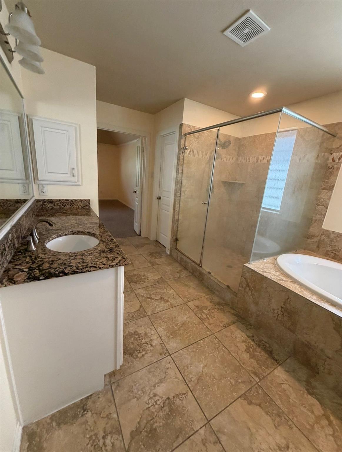 1048 W 26th Street
