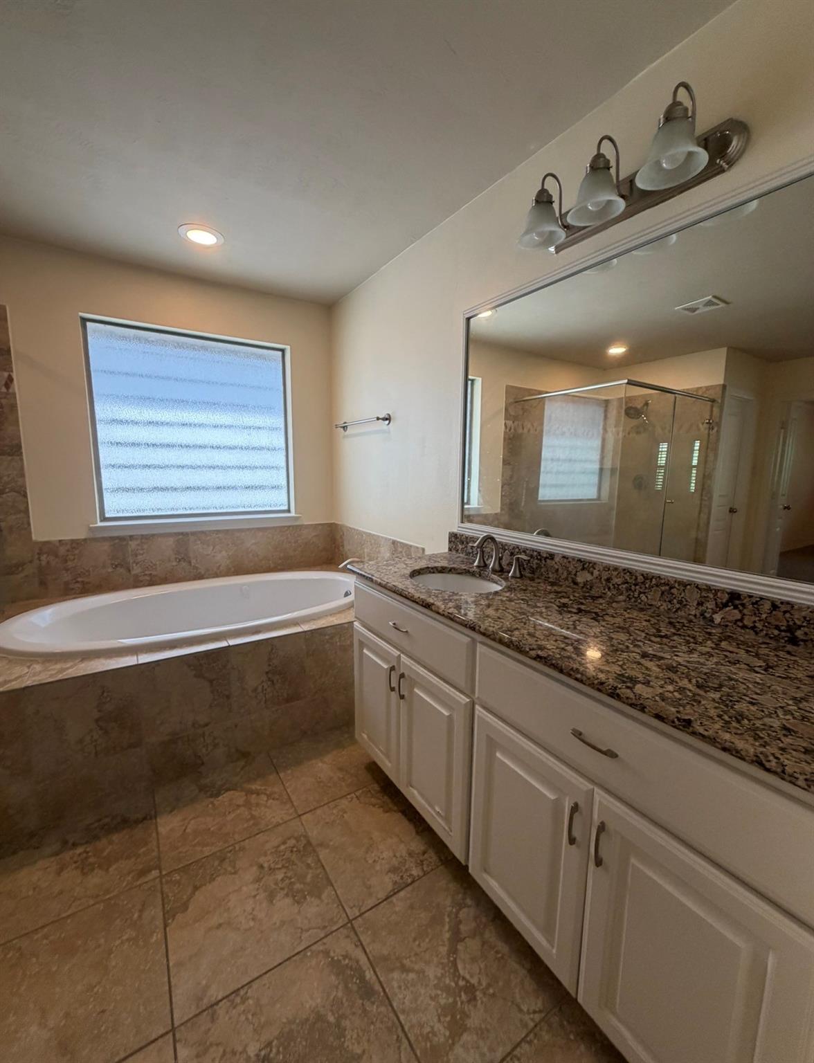 1048 W 26th Street