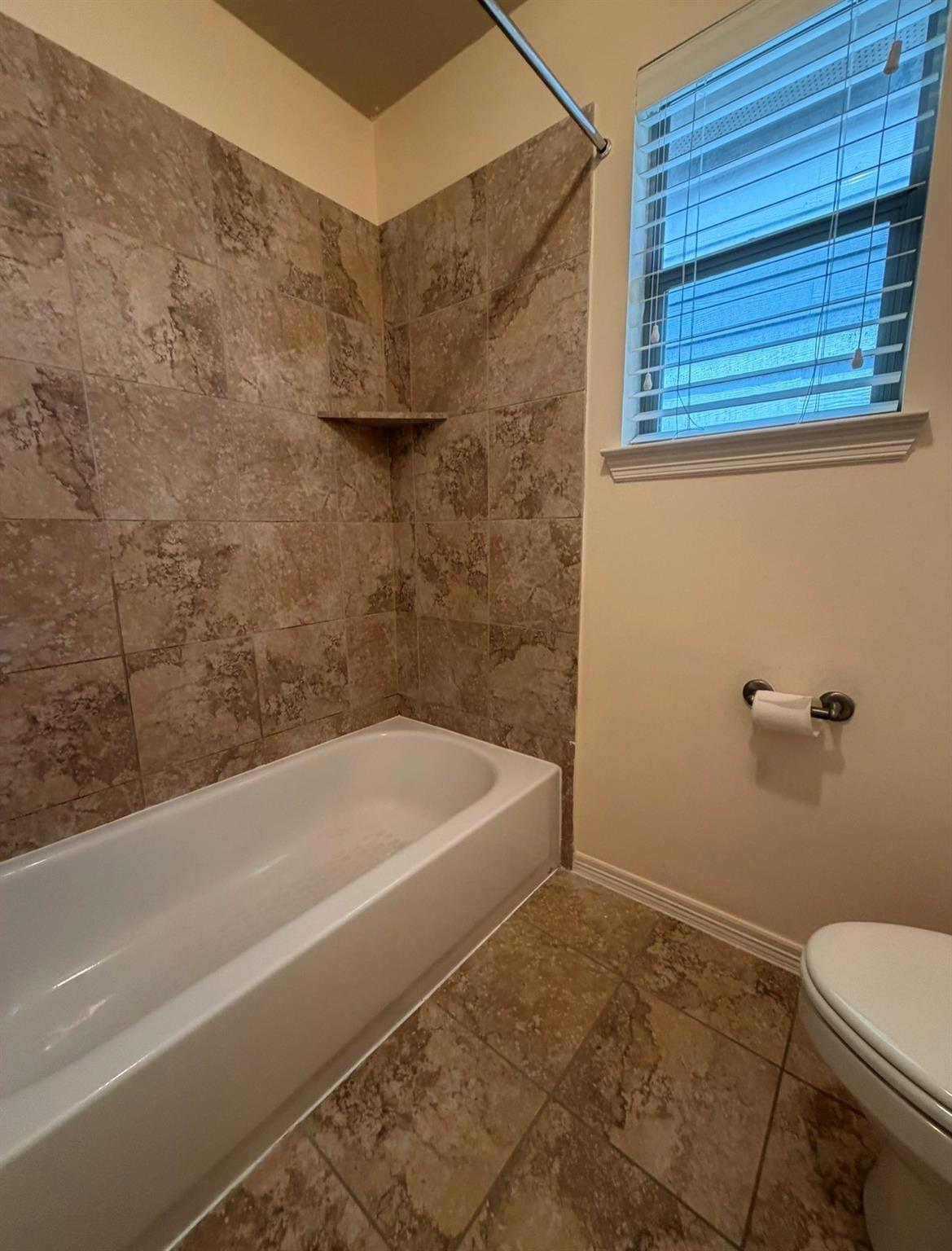1048 W 26th Street