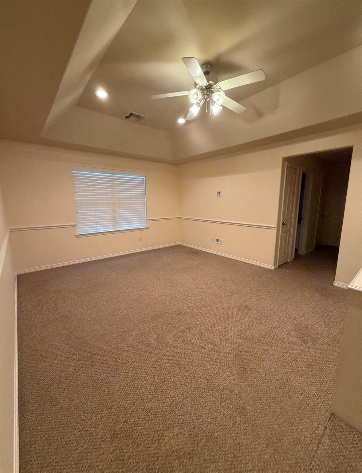 1048 W 26th Street