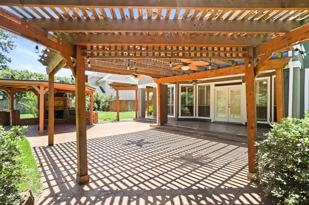 7938 Wooded Way Drive