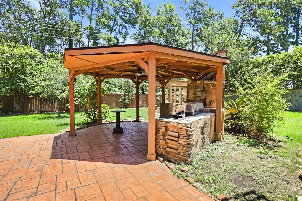 7938 Wooded Way Drive