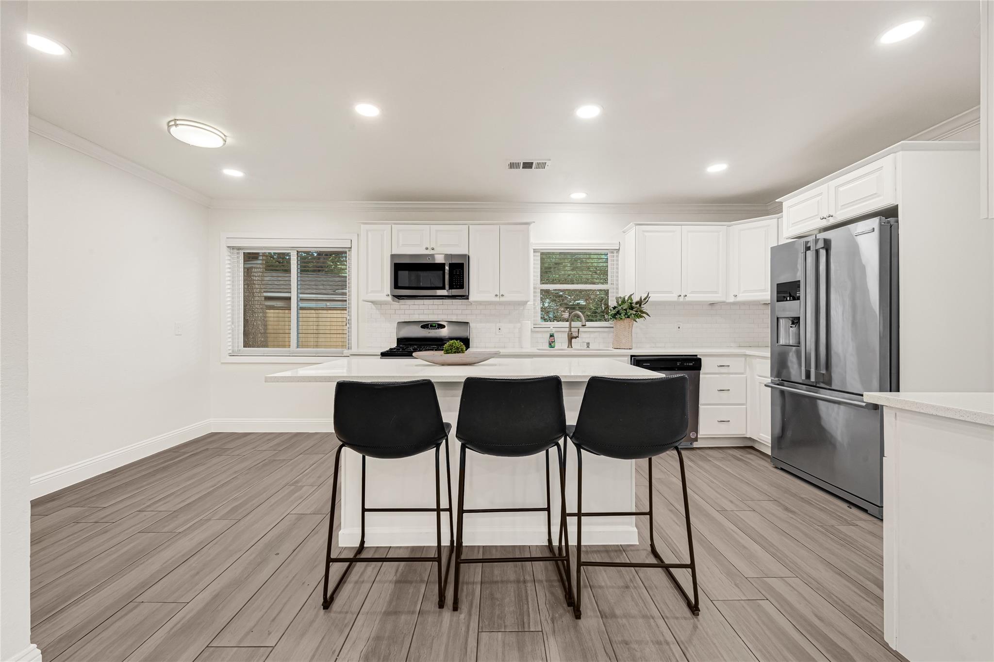 3815 Latma Drive