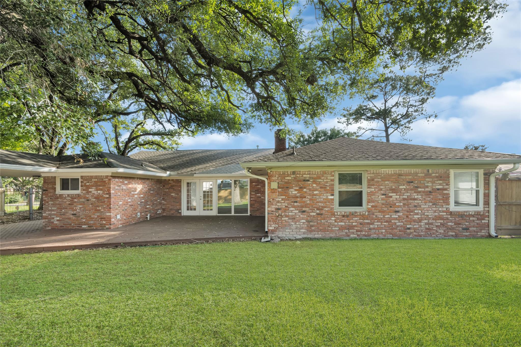 3815 Latma Drive