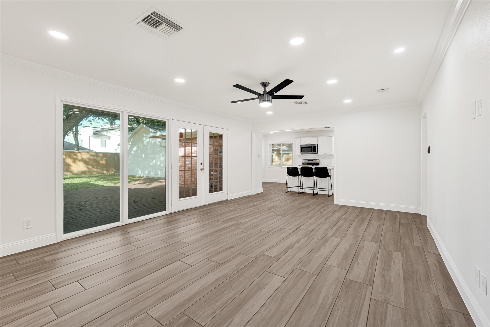 3815 Latma Drive