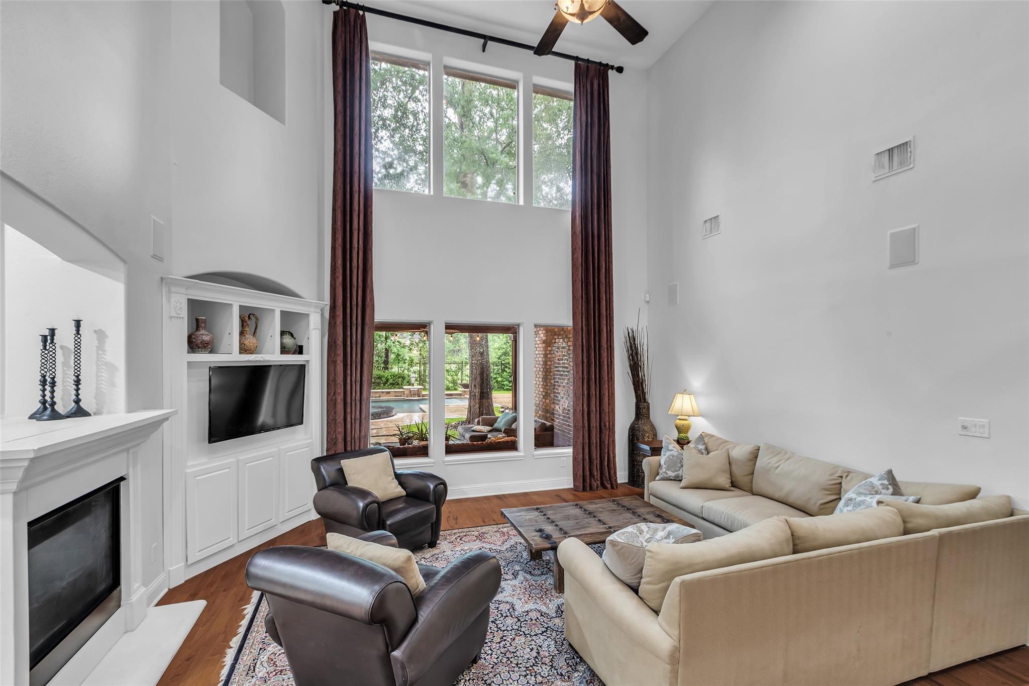 71 Player Oaks Place