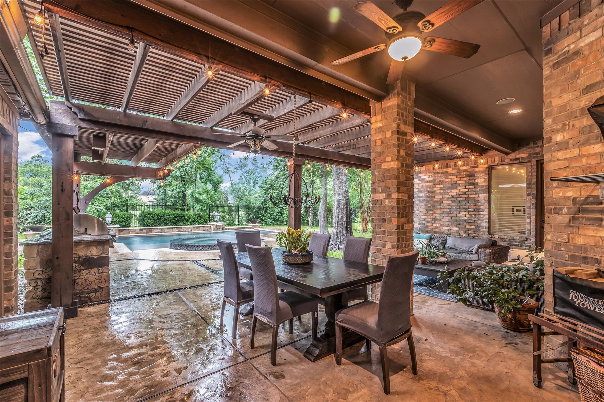 71 Player Oaks Place