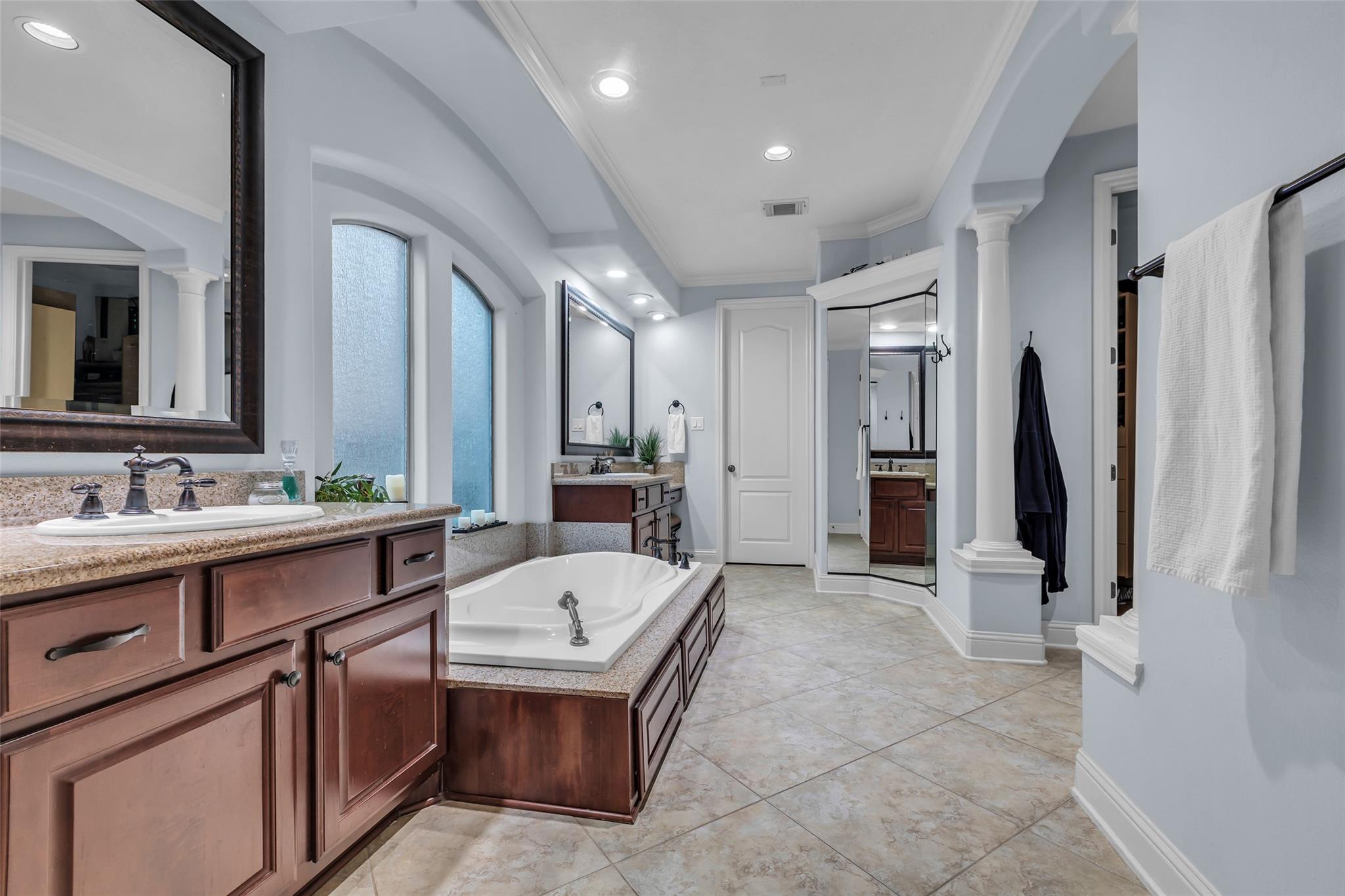 71 Player Oaks Place