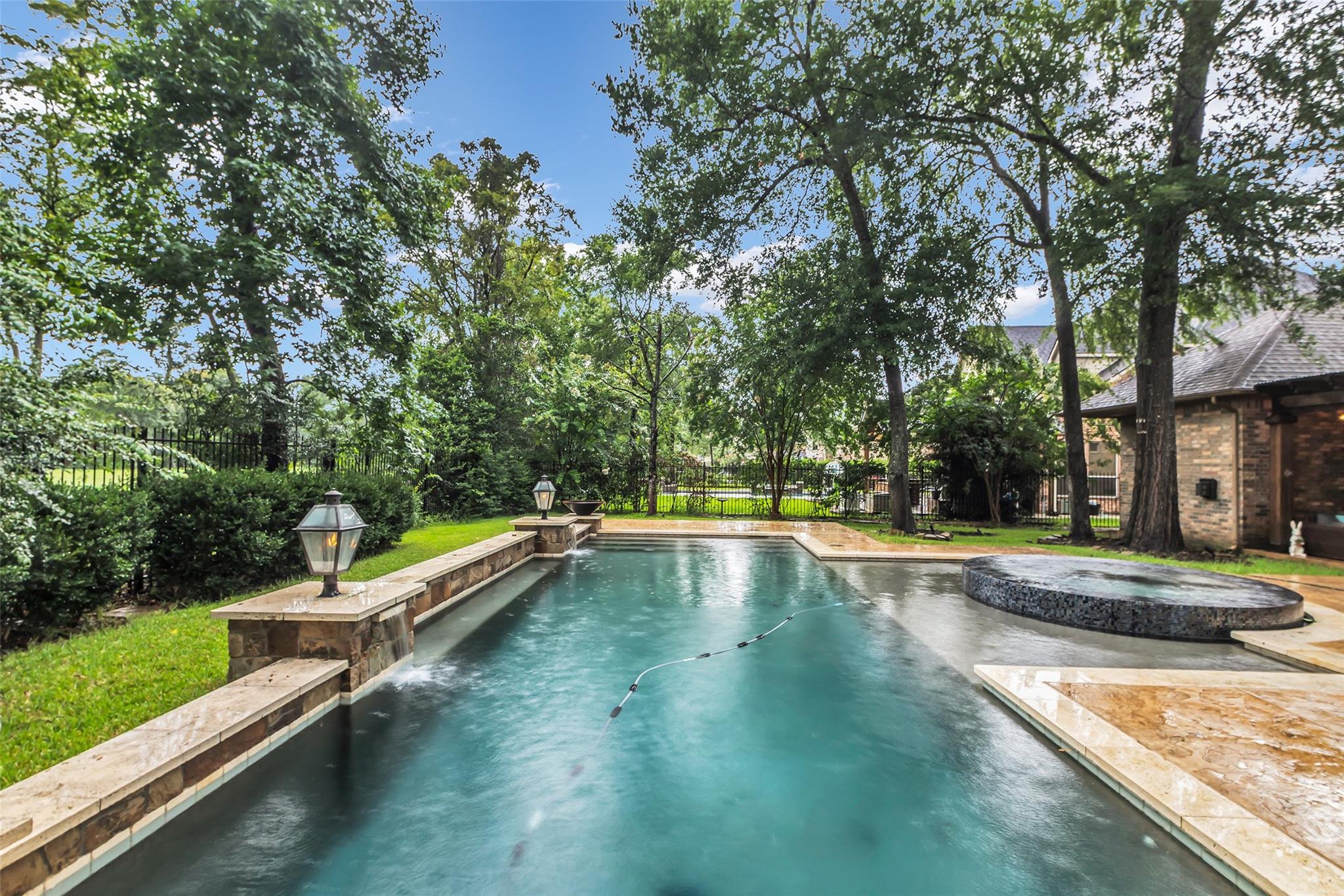 71 Player Oaks Place