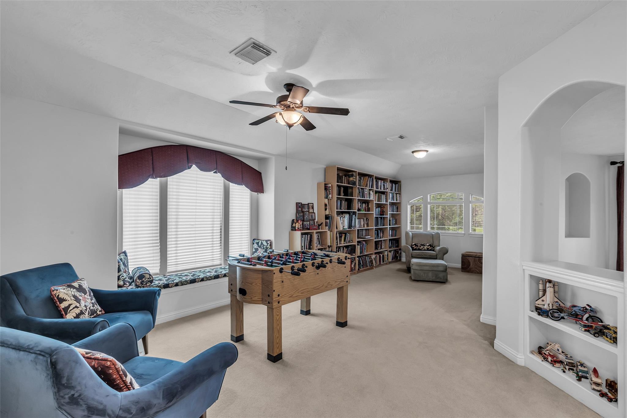 71 Player Oaks Place