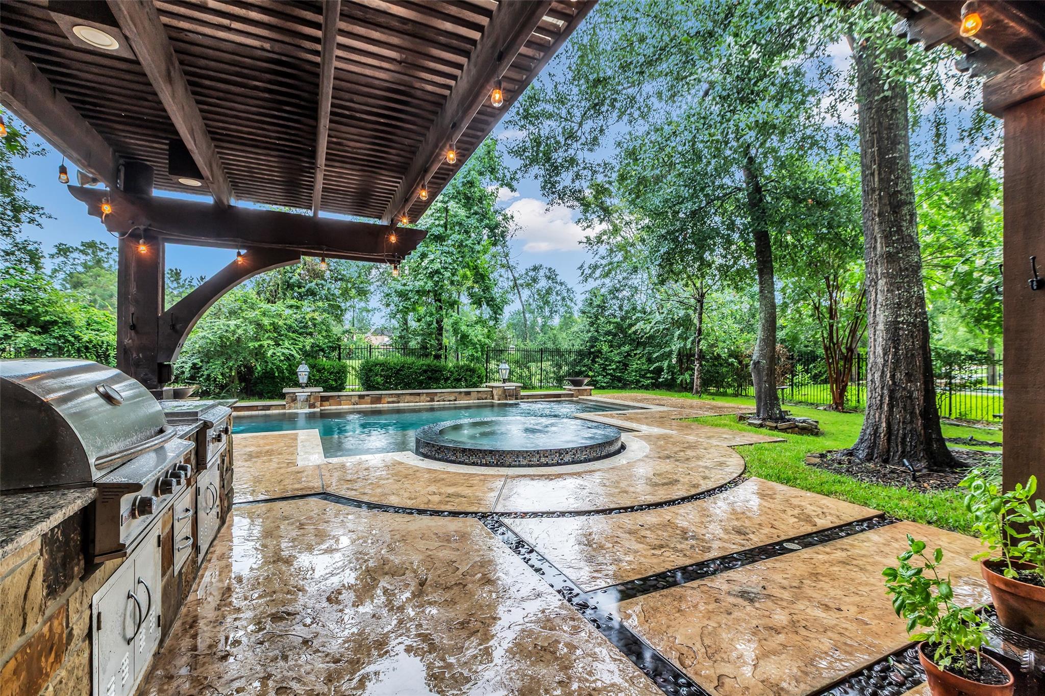 71 Player Oaks Place