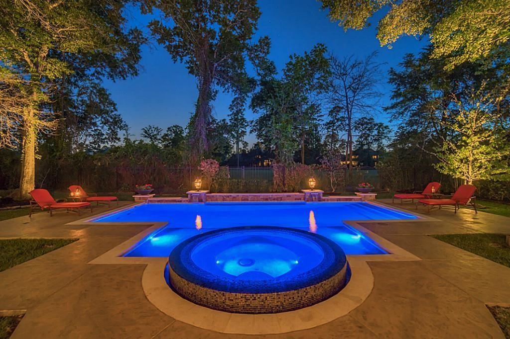 71 Player Oaks Place