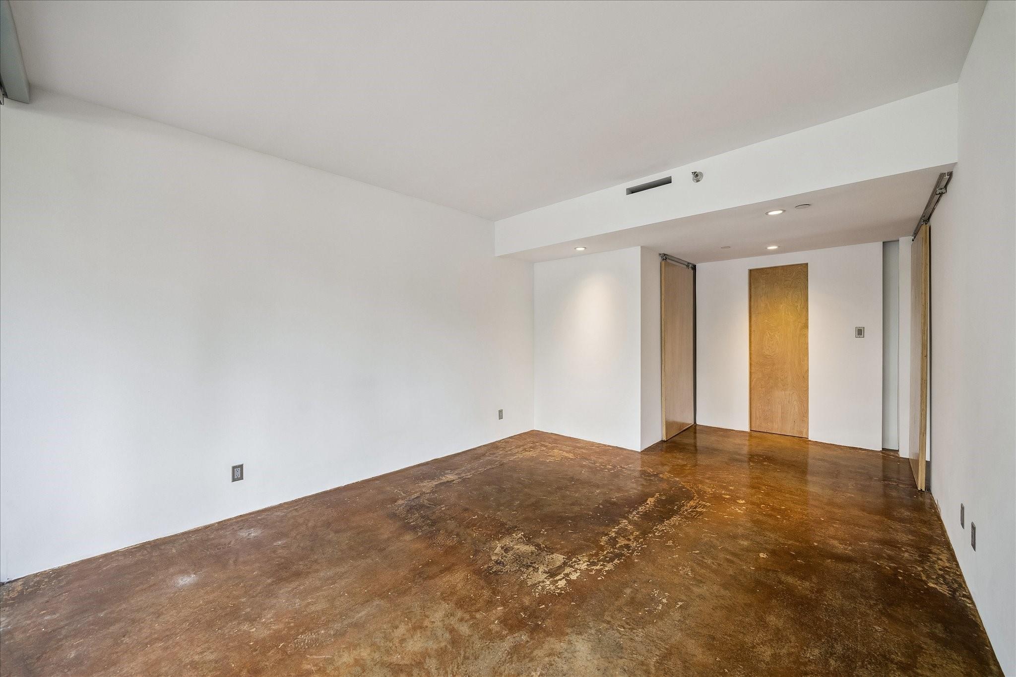 2701 Westheimer Road # 1H