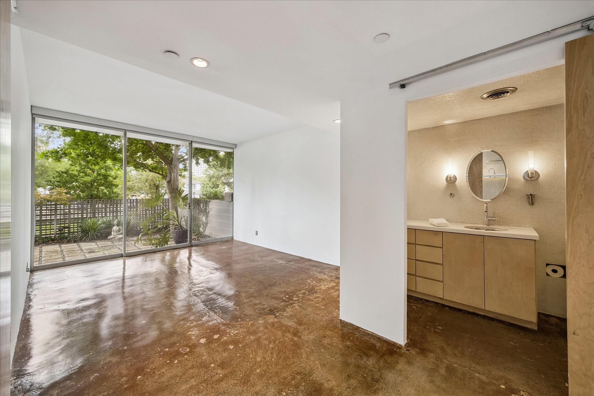 2701 Westheimer Road # 1H