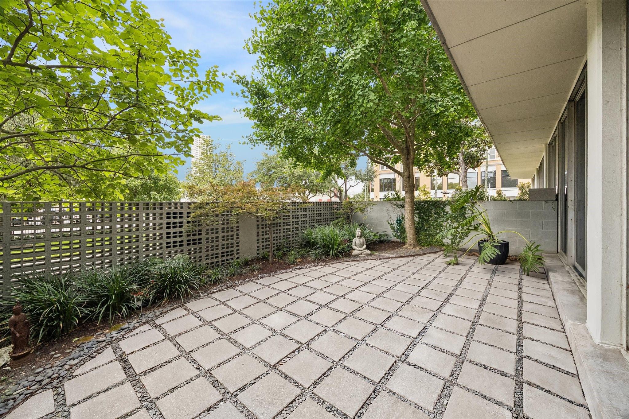 2701 Westheimer Road # 1H