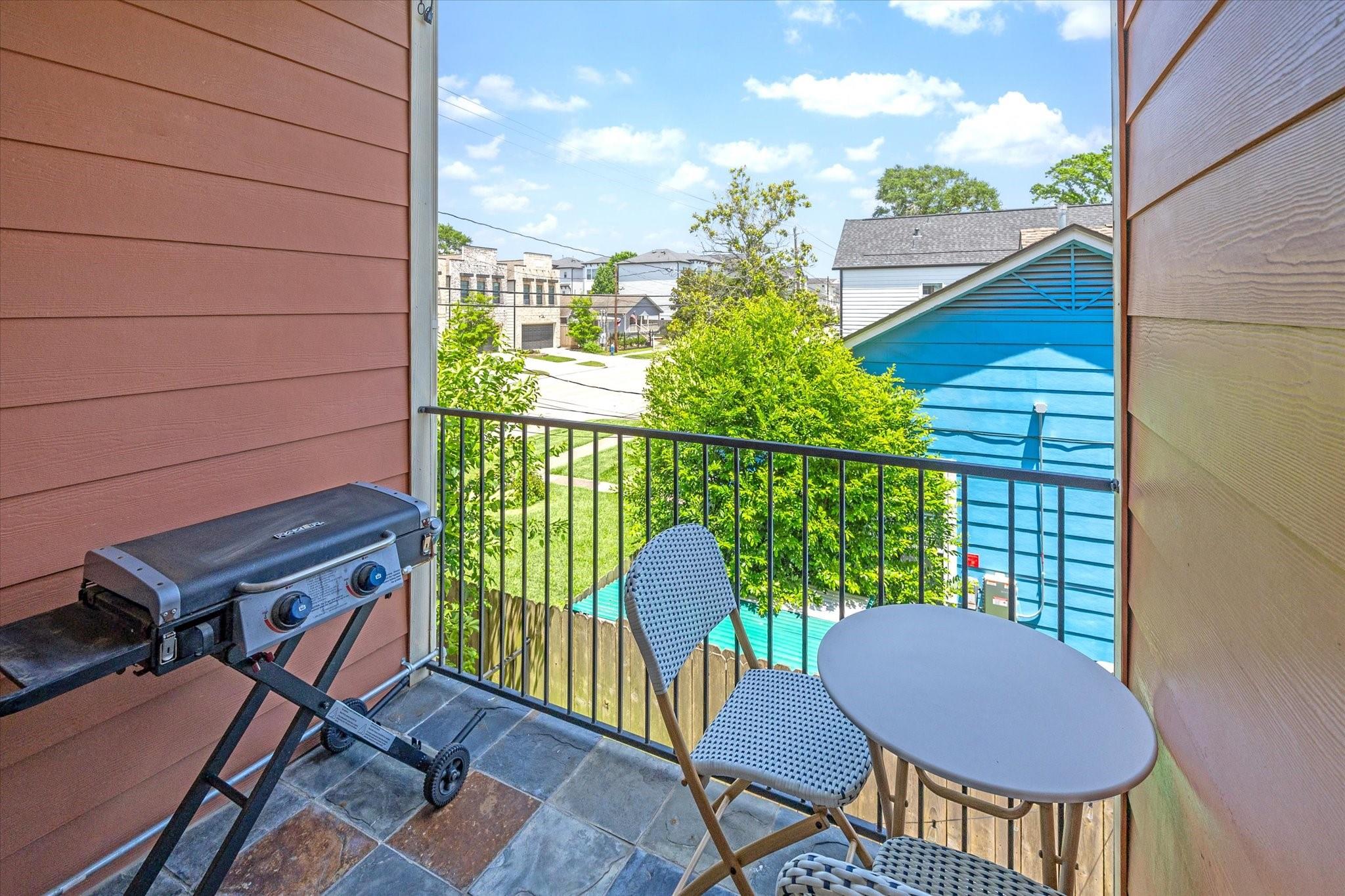1042 W 23rd Street # B