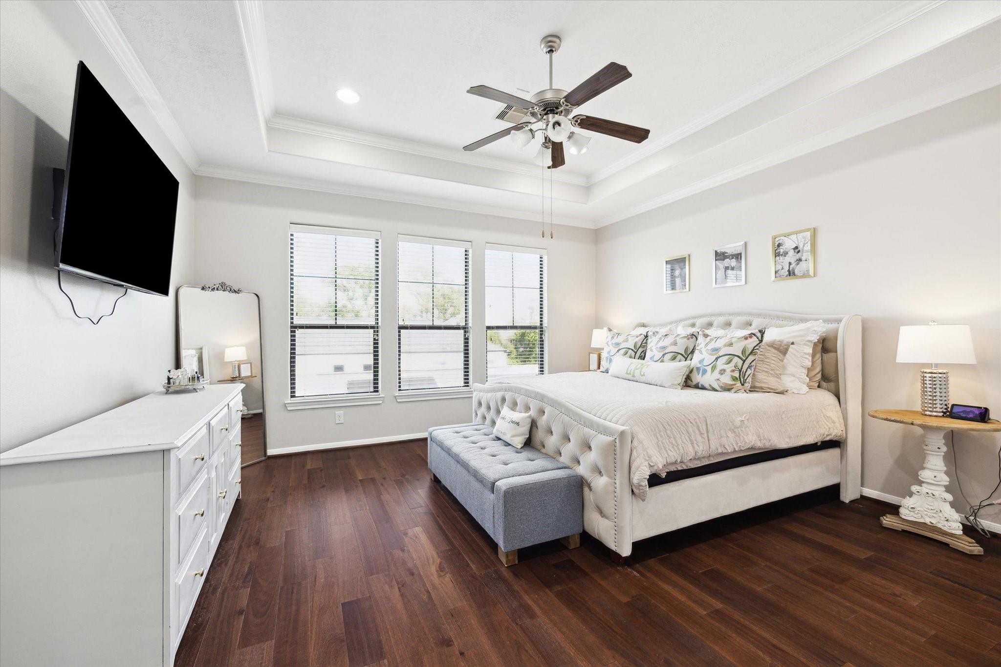 1042 W 23rd Street # B