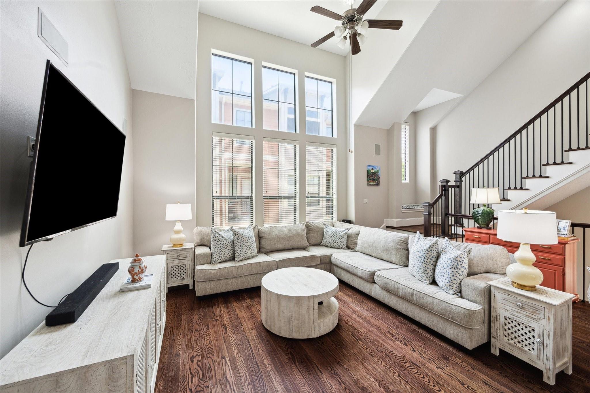 1042 W 23rd Street # B