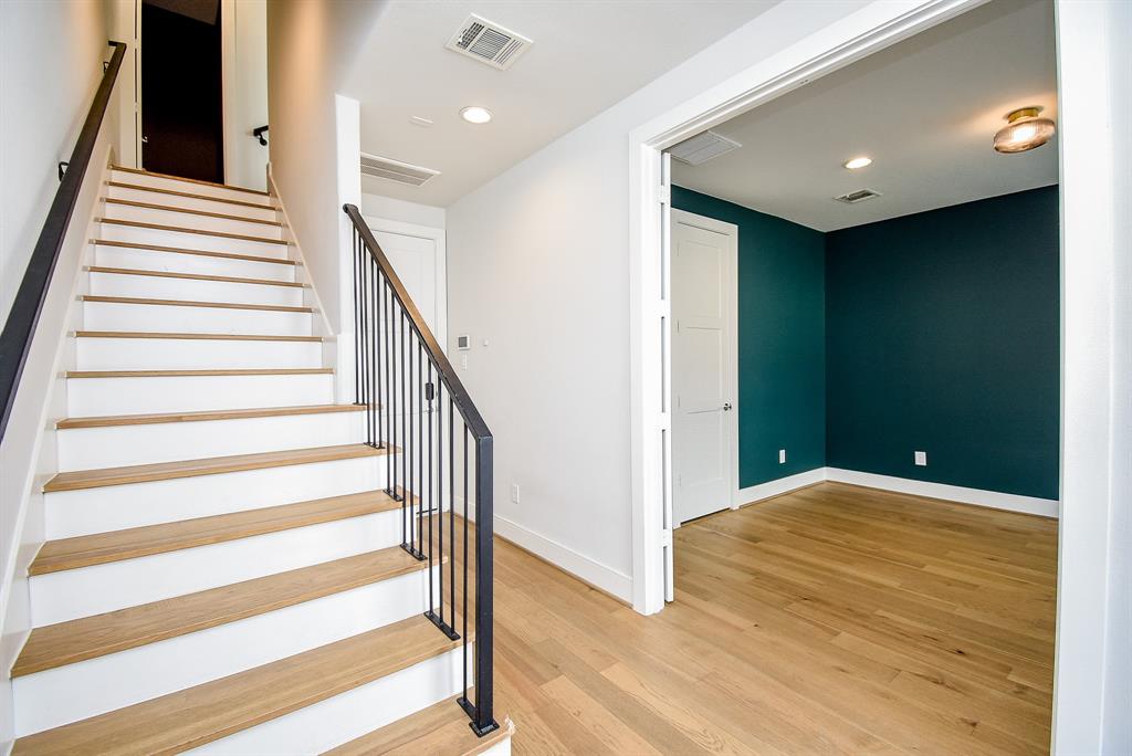 829 Live Oak Street