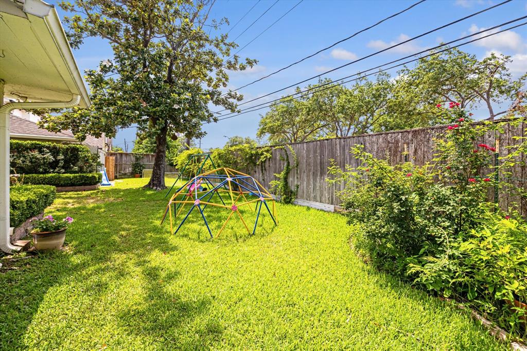 6138 Holly Springs Drive