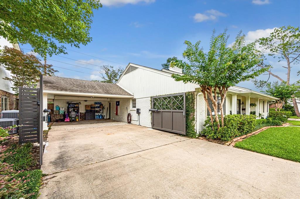 6138 Holly Springs Drive