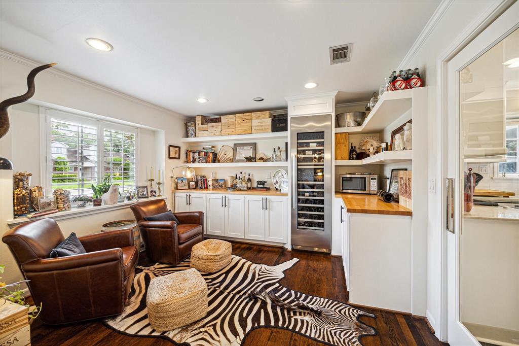 6138 Holly Springs Drive
