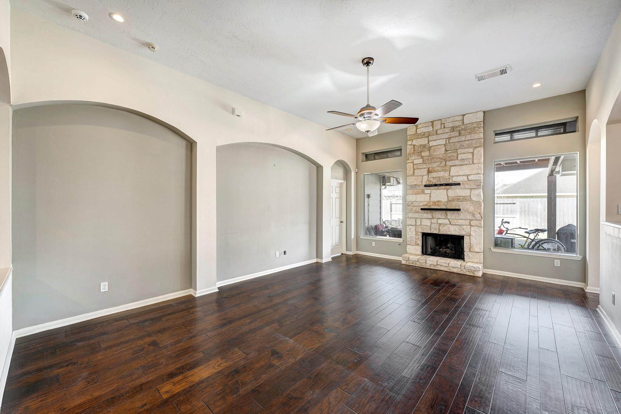 1507 Hidden Terrace Drive