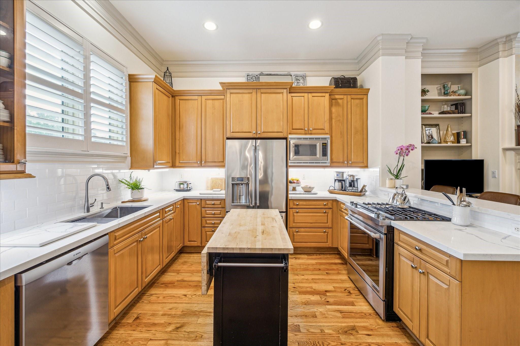 4001 Bellefontaine # A