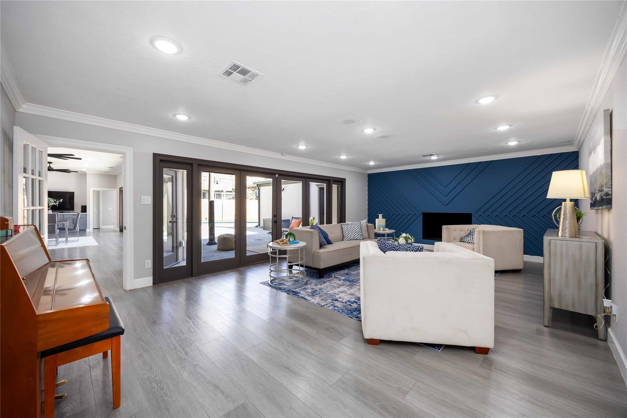 5122 Braesheather Drive
